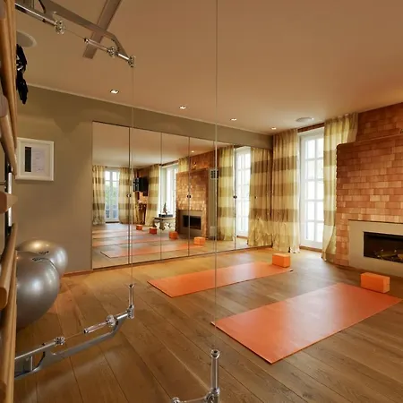 Отель Fleesensee & Гёрен-Леббин