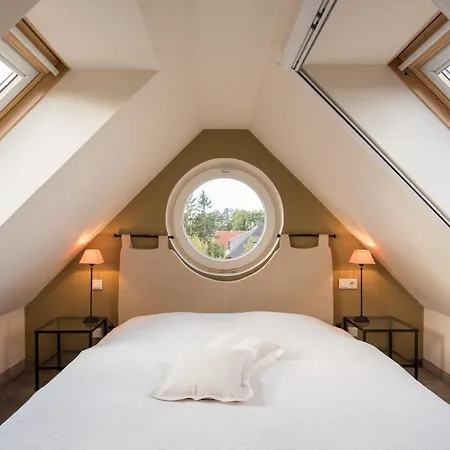 Отель Fleesensee & 4*