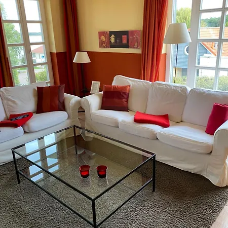 Otel Fleesensee & 4*