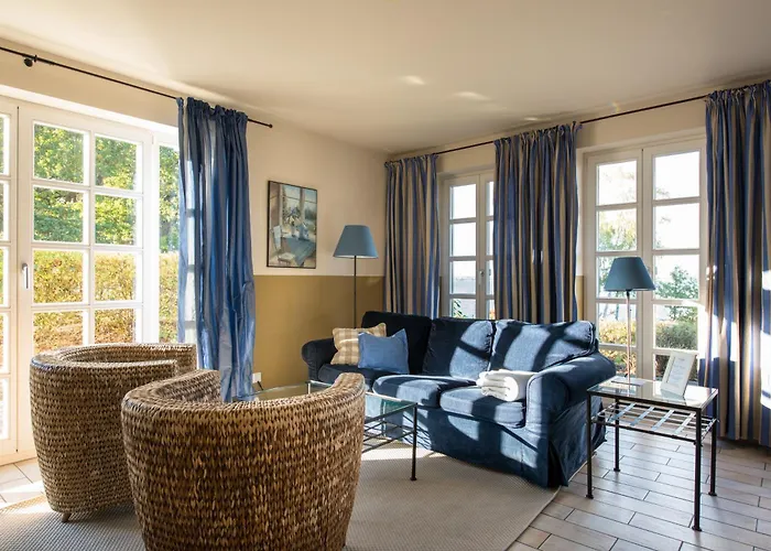 Fleesensee & Отель Гёрен-Леббин